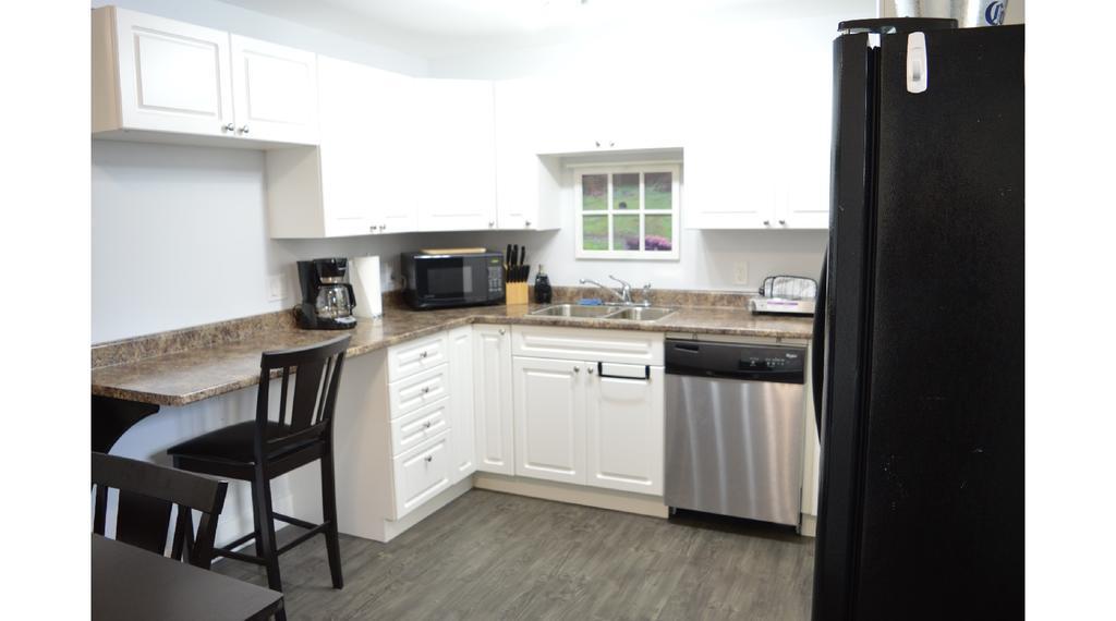 Pair-A-Dice Cottage Port Renfrew Bilik gambar