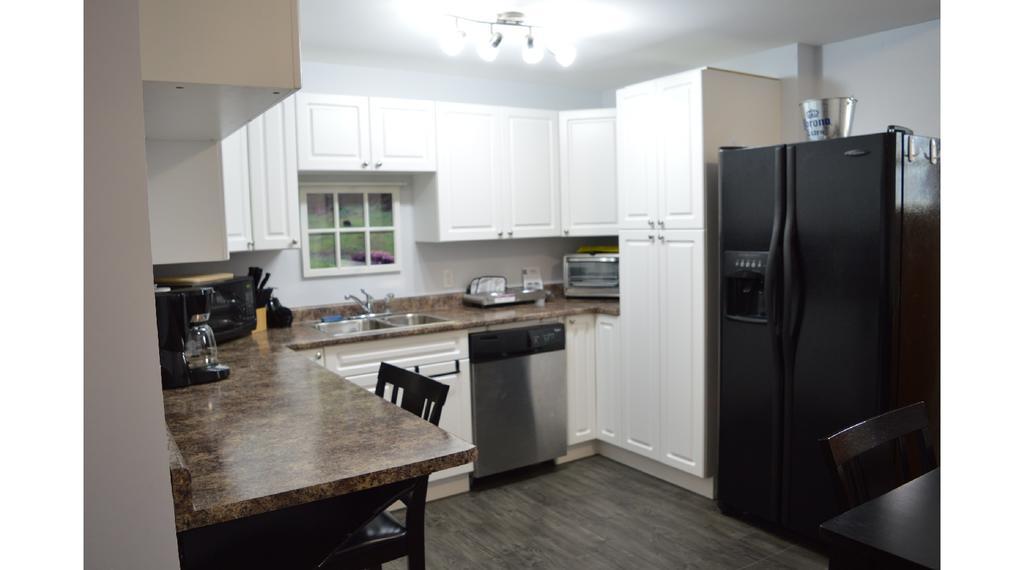 Pair-A-Dice Cottage Port Renfrew Bilik gambar