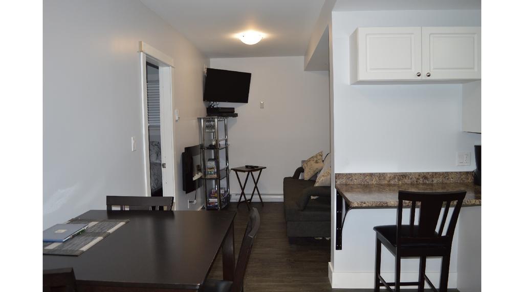 Pair-A-Dice Cottage Port Renfrew Bilik gambar